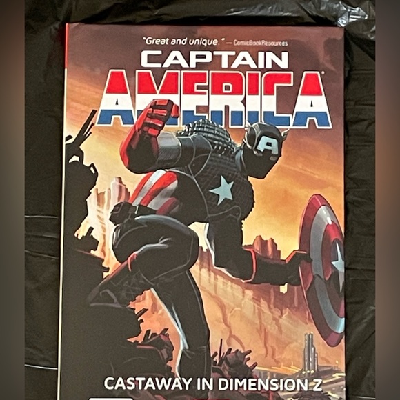 BUY 3 FOR $25 - Marvel Captain America Graphic Novel - Picture 1 of 1